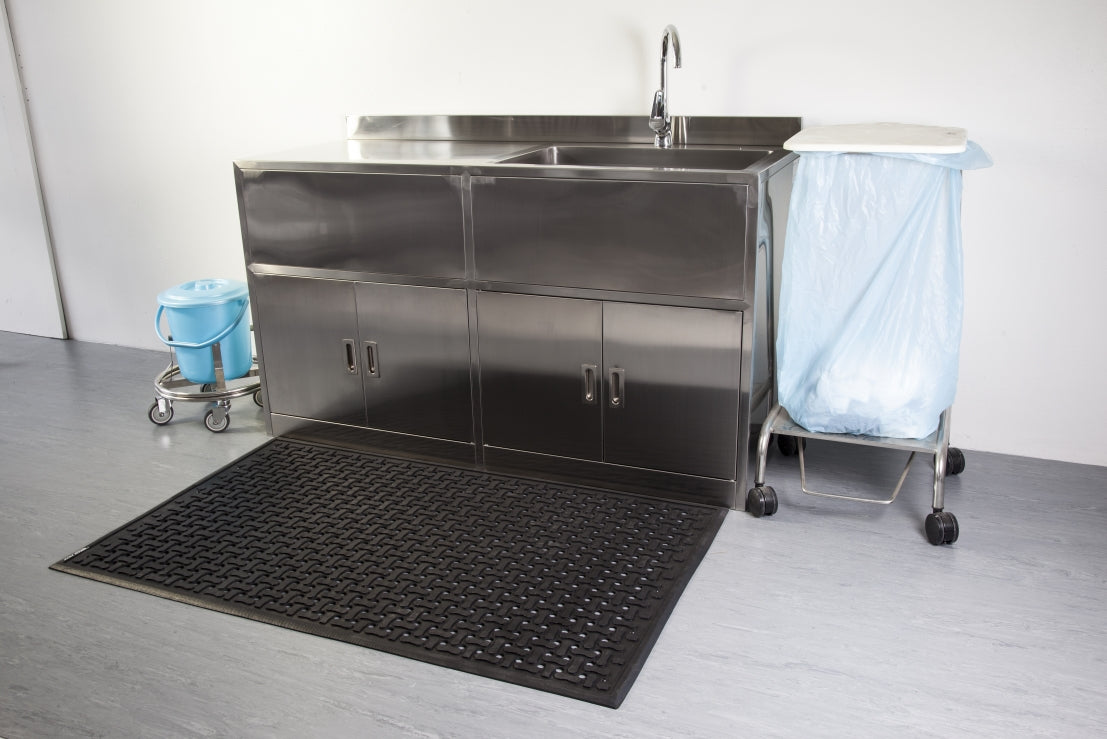 Mat - COMFORT FLOW BLACK 1070 x 1700mm 8mm